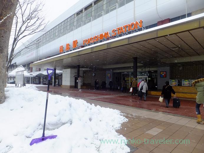 20130317_２日目の福島駅は雪かき後