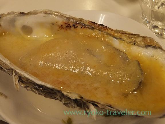 Grilled oyster from Konbumori with miso closely, Chika-no-iki (Tsukiji)